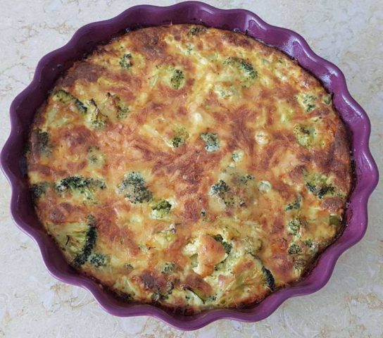 Julienne with mushrooms: recipes for cooking in the oven, in a pan, in a slow cooker