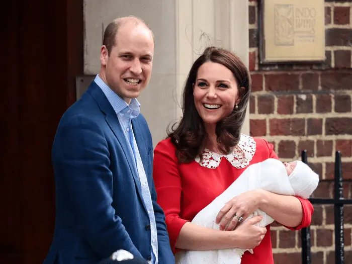 Kate left the hospital 7 hours after giving birth, not too soon? The doctor comments