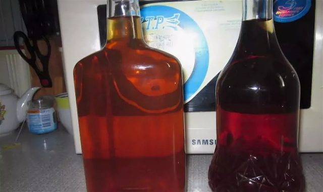 Kedrovka: a recipe for tincture with pine nuts