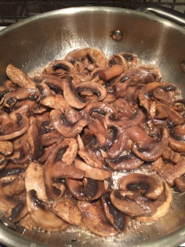 Korean champignons at home: recipes with photos