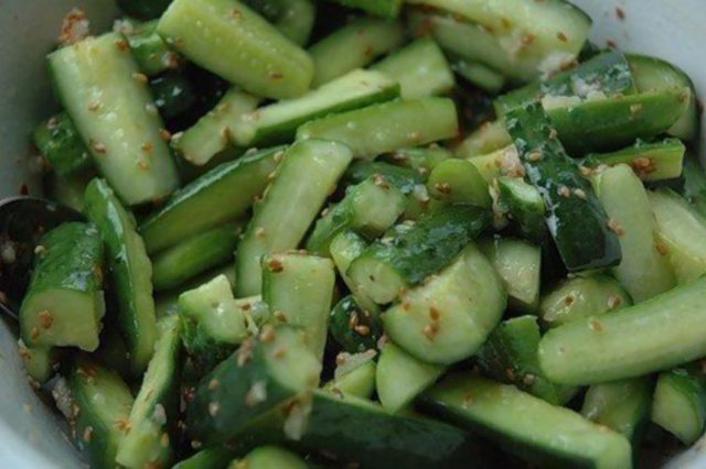 Korean-style cucumbers for the winter: salad recipes Lick your fingers