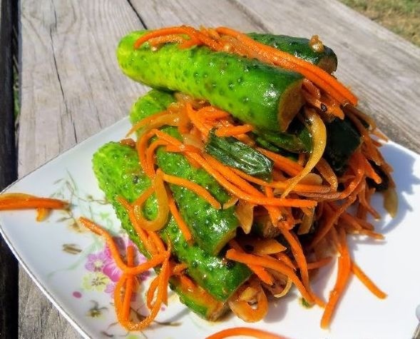 Korean-style cucumbers for the winter: salad recipes Lick your fingers