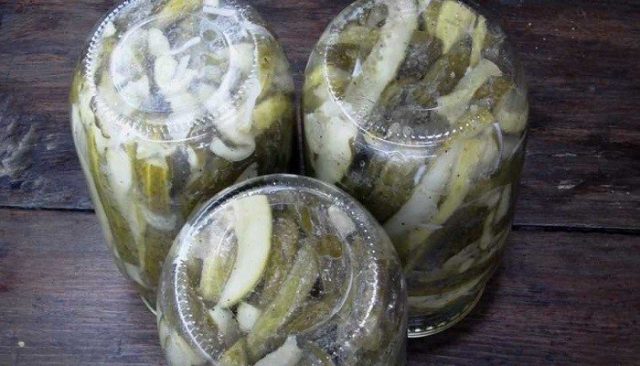 Korean-style cucumbers for the winter: salad recipes Lick your fingers