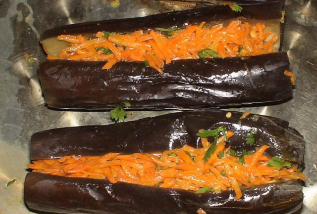 Korean-style eggplant for the winter: without sterilization, with carrots, cabbage, tomatoes