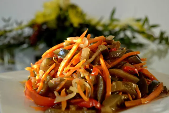 Korean-style eggplant for the winter: without sterilization, with carrots, cabbage, tomatoes