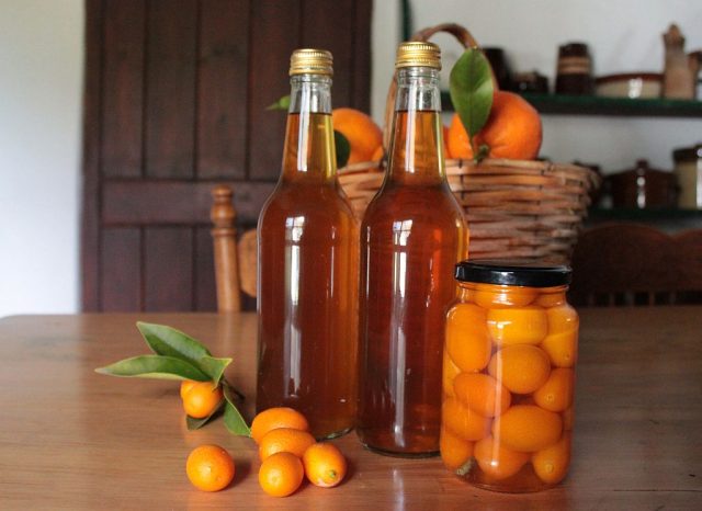 Kumquat liqueur