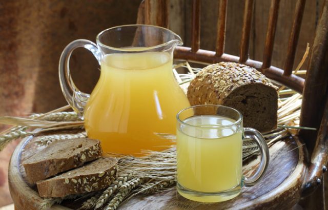 Kvass from birch sap: 7 recipes with bread