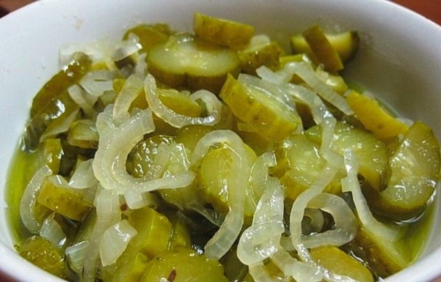 Latgale cucumber salad recipe