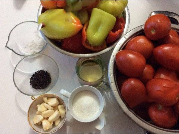 Lecho of bell peppers and carrots for the winter