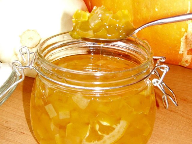 Lemon with honey: benefits and harms, recipes