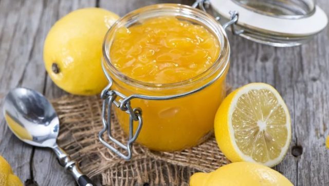 Lemon with honey: benefits and harms, recipes