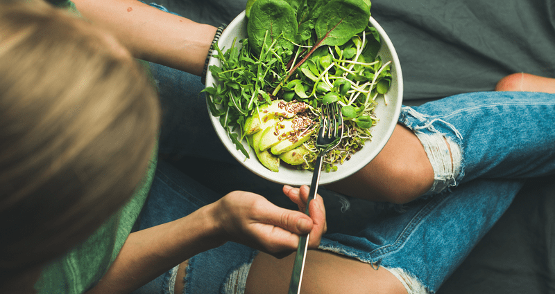 Lettuce and spinach cause food poisoning