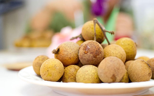 Longan: photo of fruit, plant, health benefits and harms