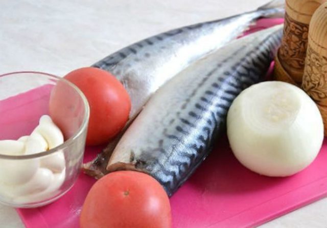 Mackerel salad for the winter