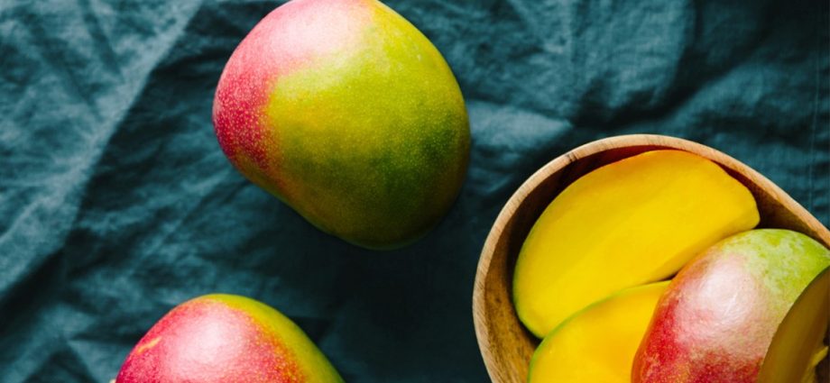 Mango &#8211; properties. Why is it worth eating mangoes?