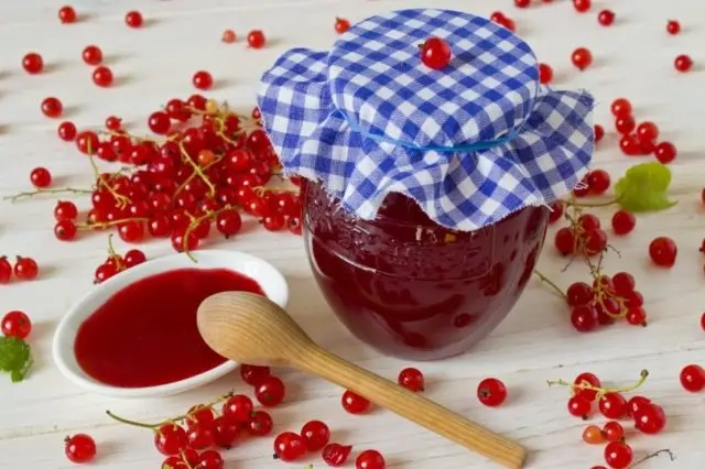 Marmalade at home from red currant