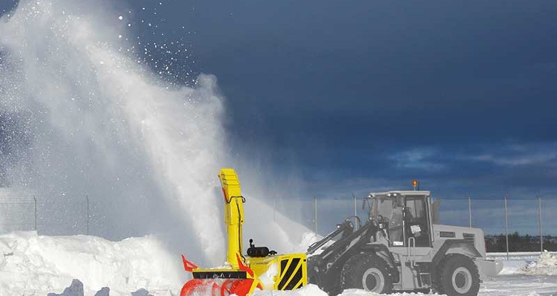 Mechanical snow blower Arctic