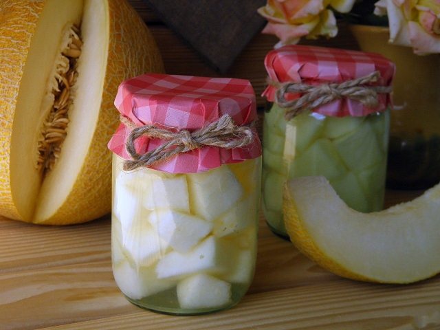 Melon recipes in syrup for the winter