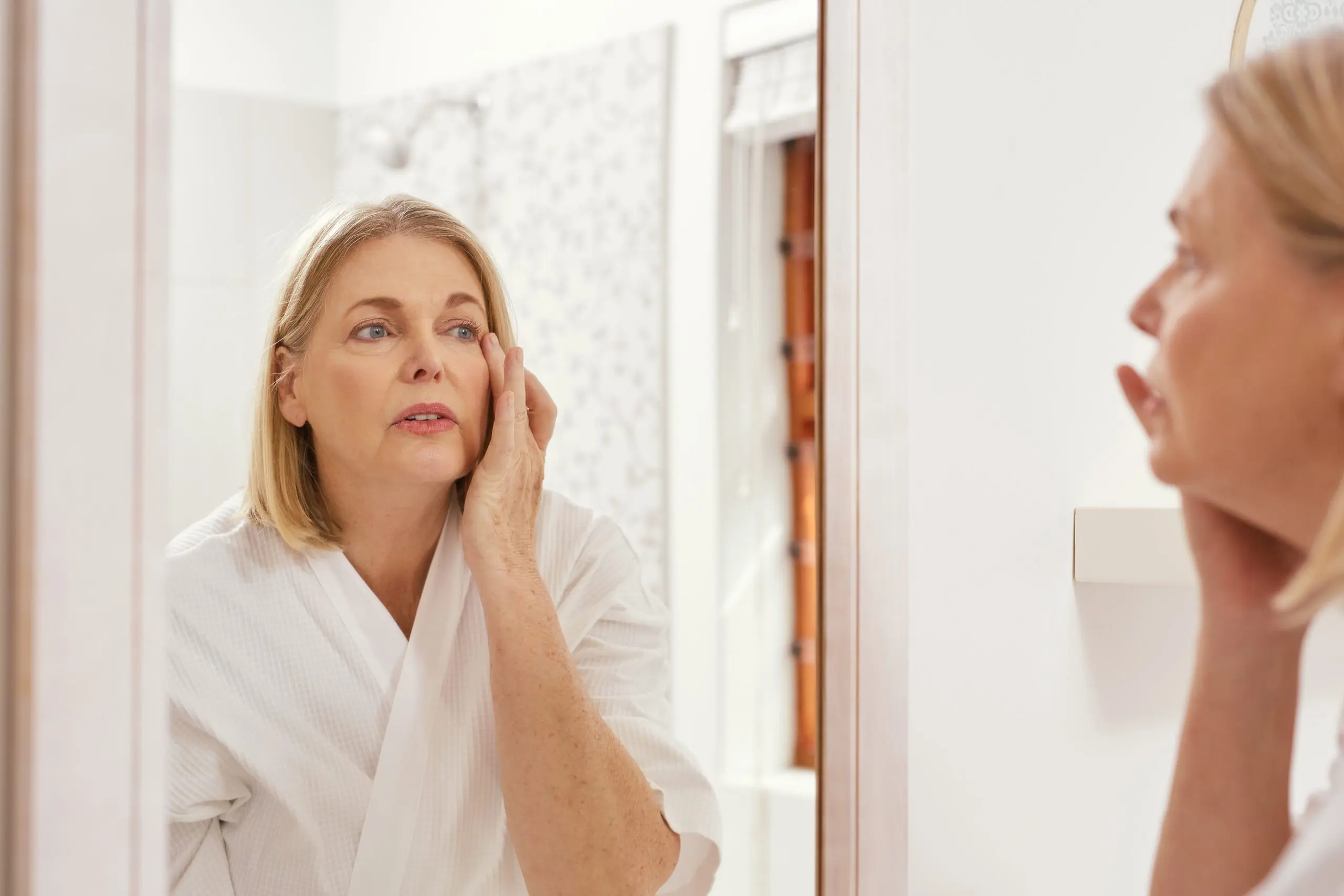 Menopause &#8211; how does it affect our skin? How to properly care for mature skin and slow down the aging process?