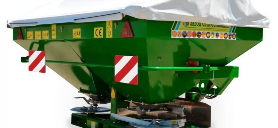 Mineral fertilizer spreader: advantages