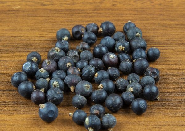 Moonshine recipes on juniper berries