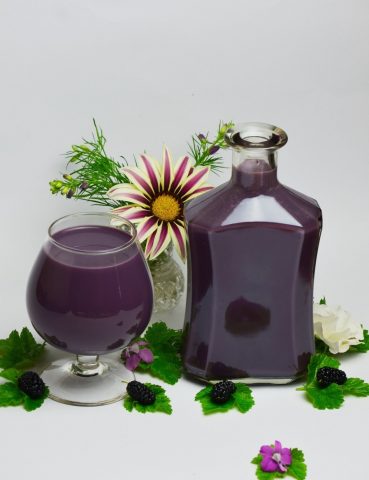 Mulberry liqueur