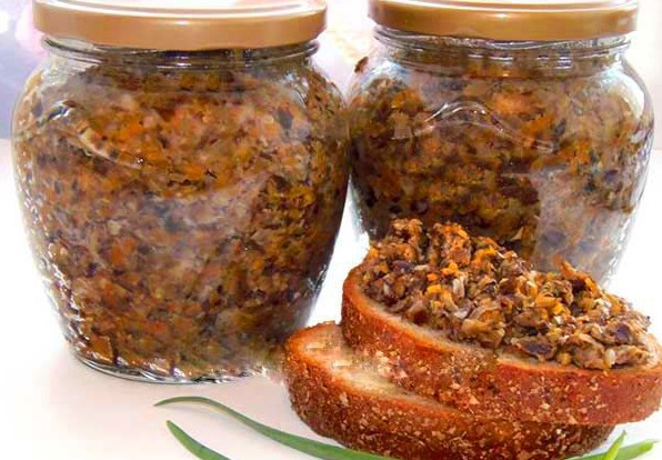 Mushroom caviar: fresh and boiled, recipes with photos