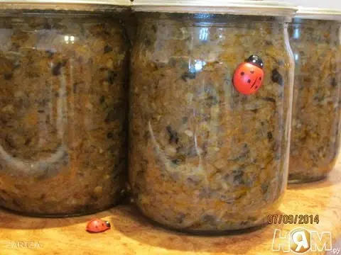 Mushroom caviar from butter for the winter and for every day: cooking recipes with photos