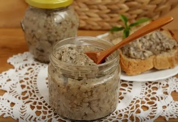 Mushroom caviar from mossiness mushrooms for the winter: recipes You will lick your fingers