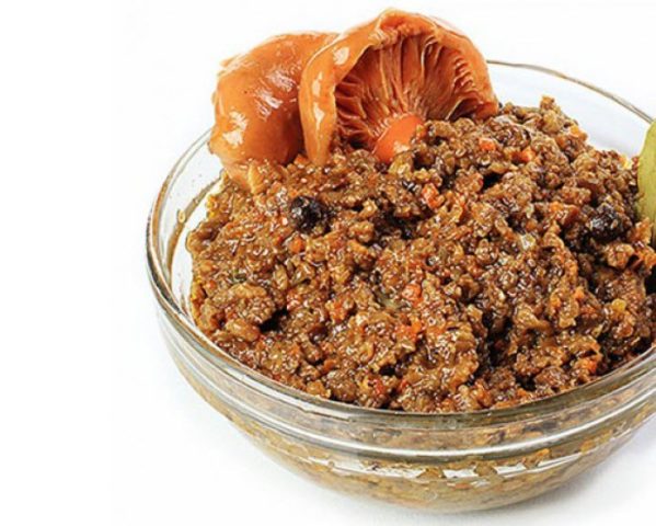 Mushroom caviar from rice for the winter: a simple recipe for cooking