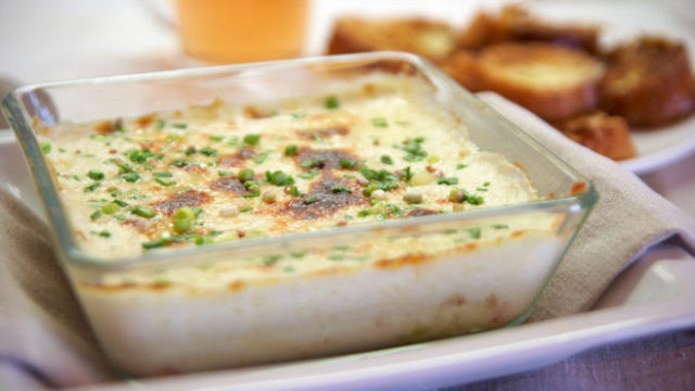 Mushroom julienne (julienne) from champignons: recipes with photos with cheese, sour cream, cream