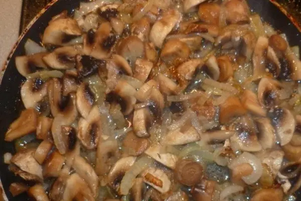 Mushroom julienne: recipes for the microwave and multicooker