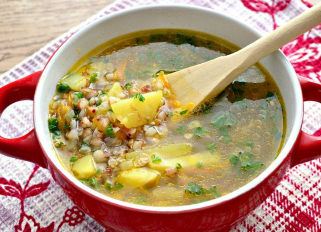 Mushroom soup from fresh mushrooms: cooking recipes with photos