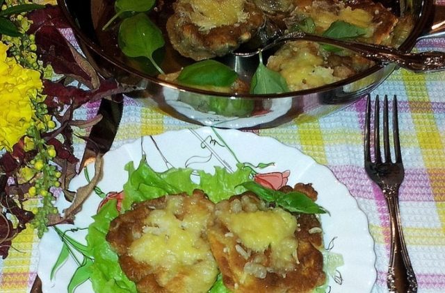 Mushrooms umbrellas in batter: cooking recipes with photos