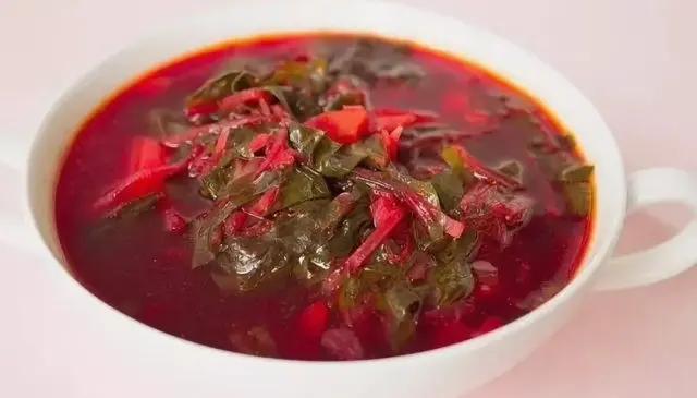 Nettle and sorrel soup: recipes with photos