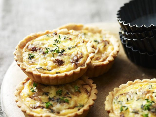 New Year's tartlets: appetizer recipes, with salad - Healthy Food Near Me
