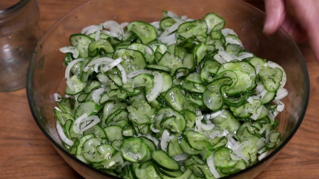 Nezhinsky cucumber salad: 17 recipes for the winter