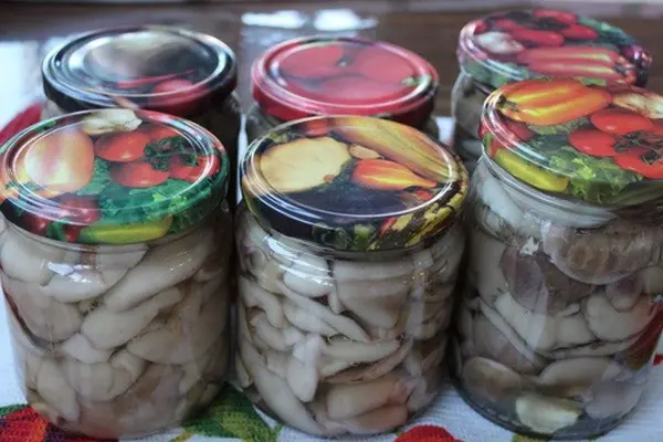 Oil pickling methods: homemade recipes