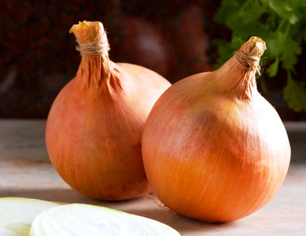 Onion Sturon: description, features of cultivation and care of the variety