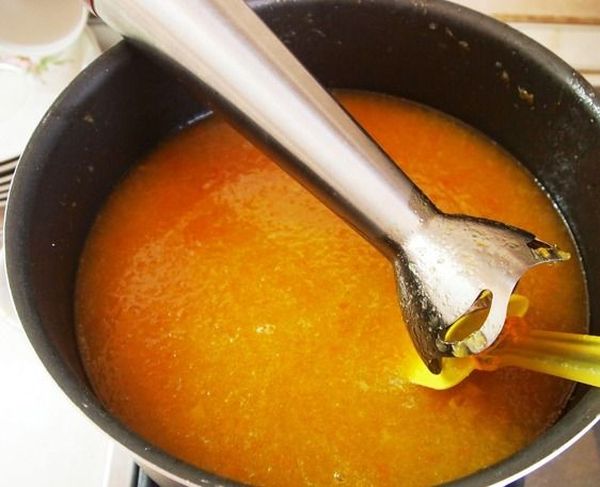 Orange jam: recipes for making sweets in a slow cooker, bread machine at home