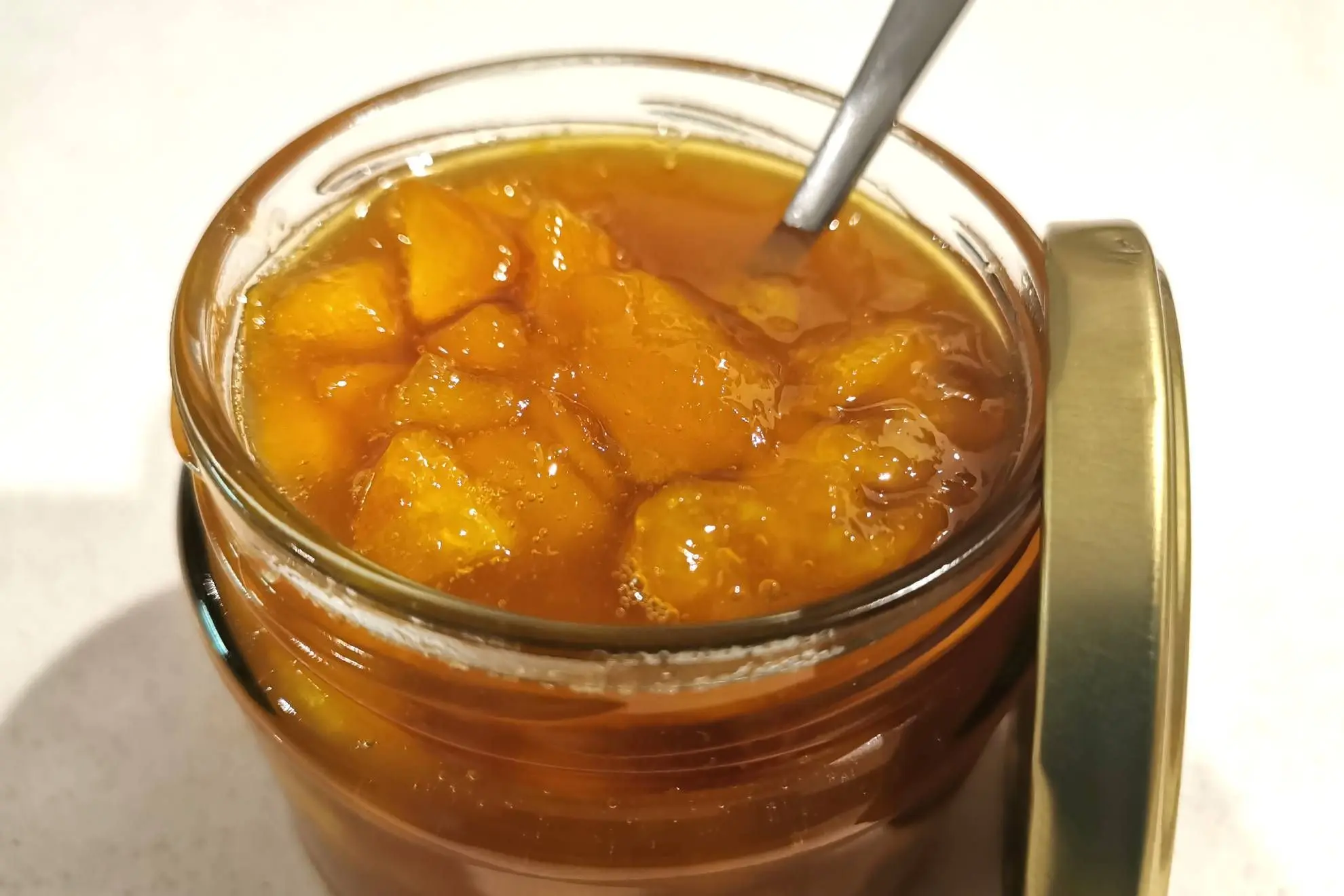 Orange jam: recipes for making sweets in a slow cooker, bread machine at home