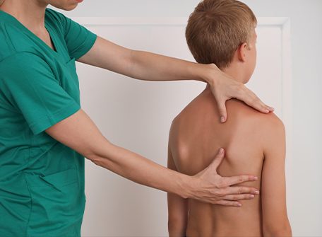 Orthopedist &#8211; what diseases does he treat? When should the first visit to a pediatric orthopedist take place?