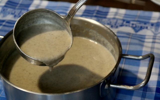 Oyster mushroom cream soup: recipes with potatoes, cream