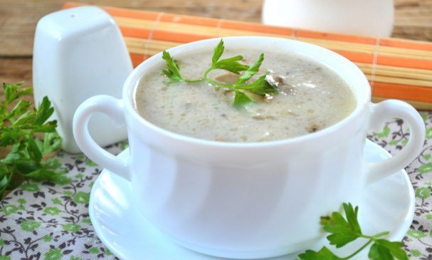 Oyster mushroom cream soup: recipes with potatoes, cream