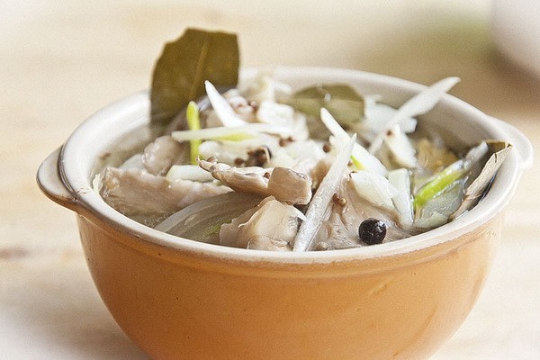 Oyster mushroom dishes: recipes for a slow cooker