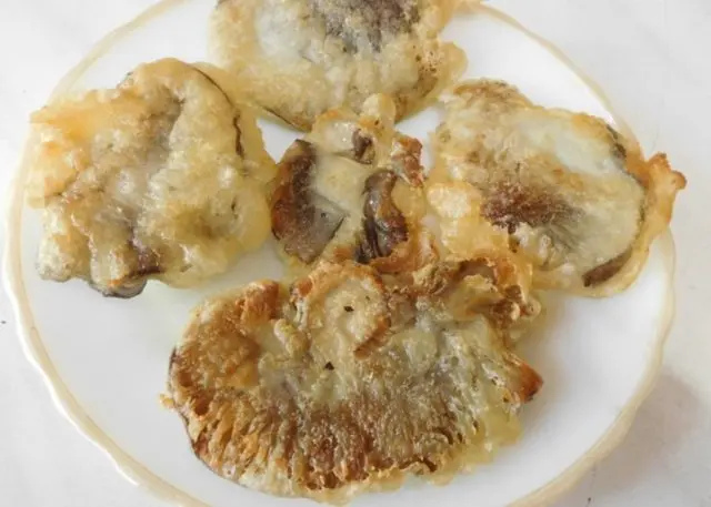 Oyster mushroom recipes in batter: cooking secrets, photos