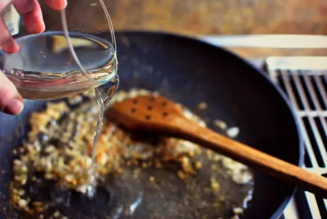 Oyster mushrooms: how much to fry in a pan, delicious cooking recipes