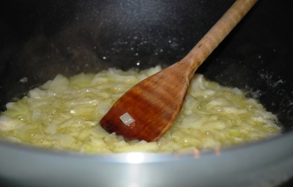 Oyster mushrooms in sour cream in a pan and in the oven: with onions, potatoes, pork