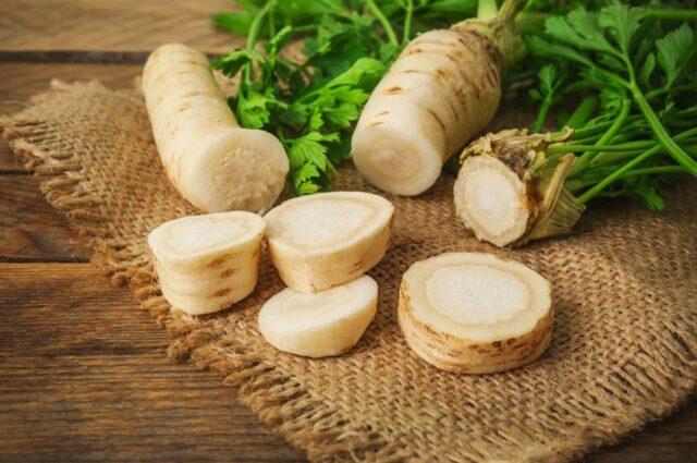 Parsley root: what is useful, how to use, what helps, what it looks like, photo