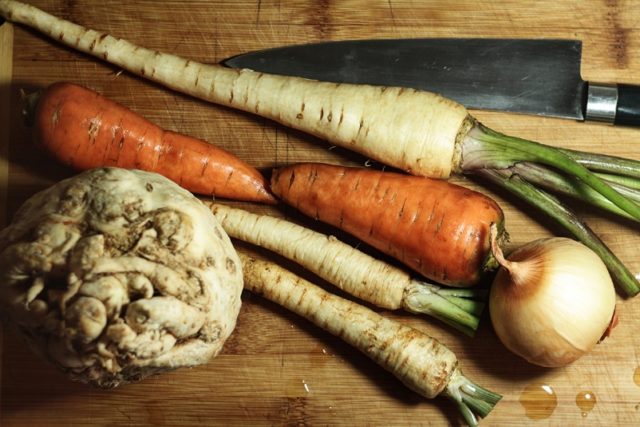 Parsnip (vegetable): useful properties and contraindications